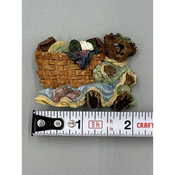 Longaberger Boyd's Bear Resin Grandma Quiltsbeary Lapel Pin Brooch - Picture 2 of 3